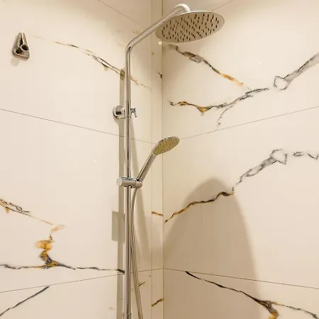 Modern Blloku Area Self Check-in 아파트