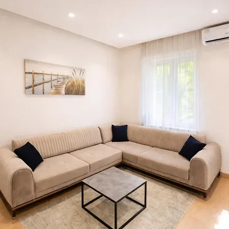 Apartman Modern Blloku Area Self Check-in *