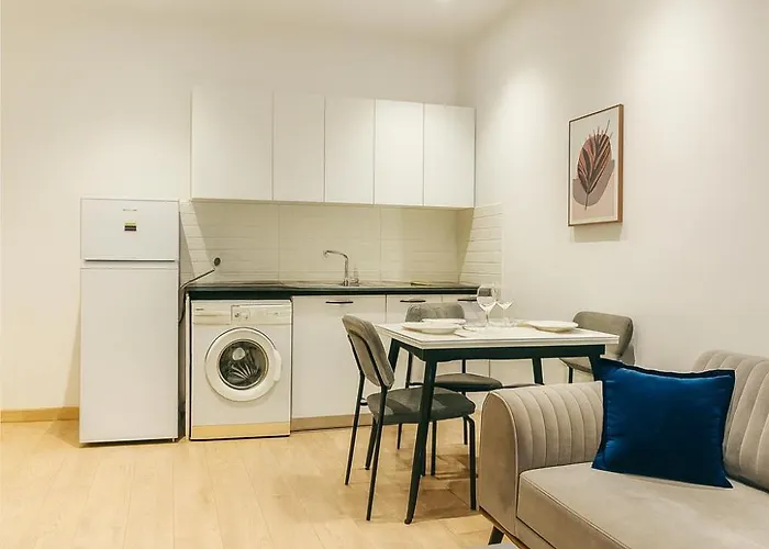 Modern Blloku Area Self Check-in Tirana