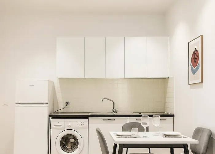 Modern Blloku Area Self Check-in Apartament Tirana